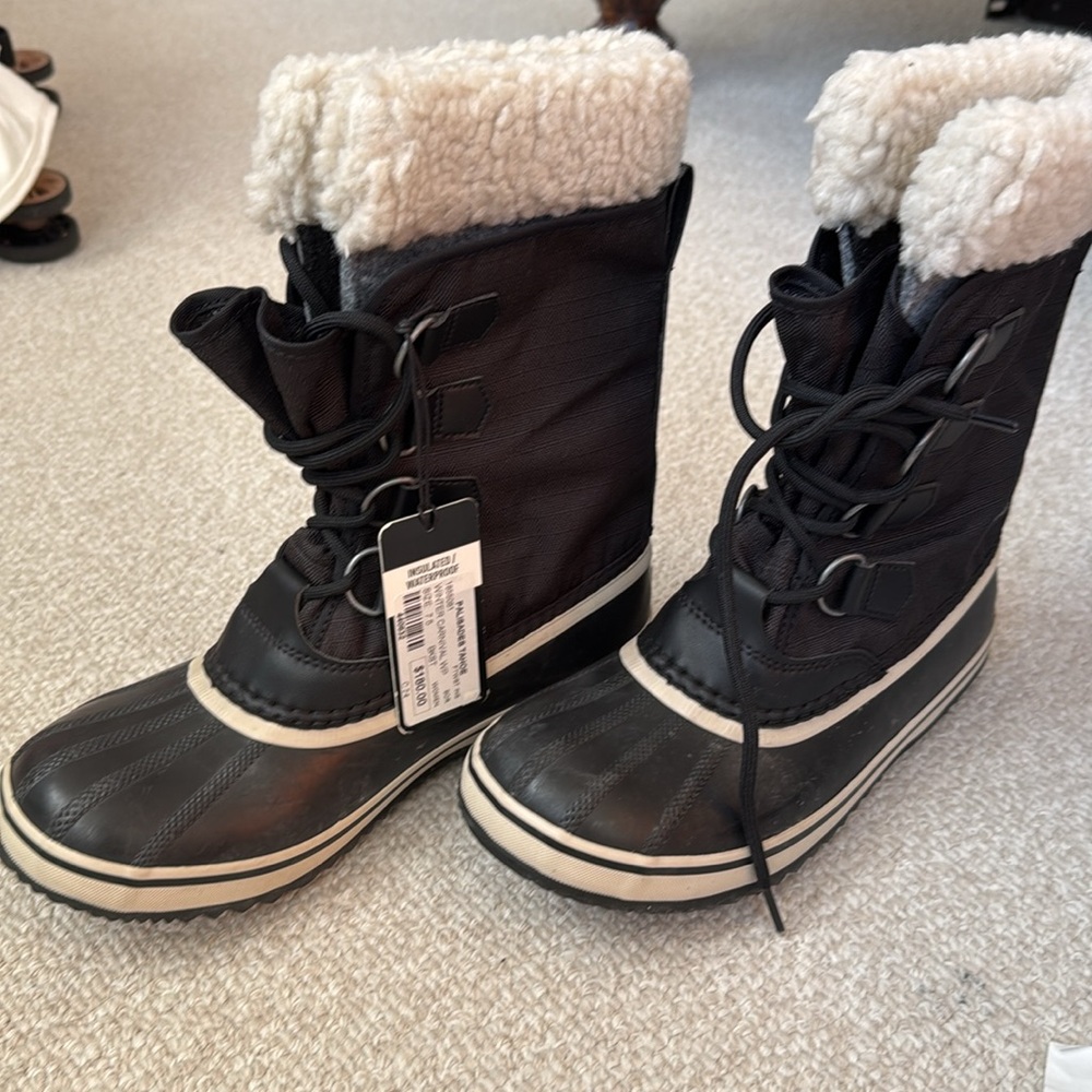Brand New Sorel Winter Carnival Boot Size 7.5 Womens